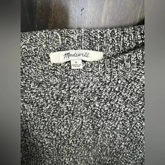 Madewell Province Cross Back Knit Pullover Sweater. Size: Small - Picture 6 of 9